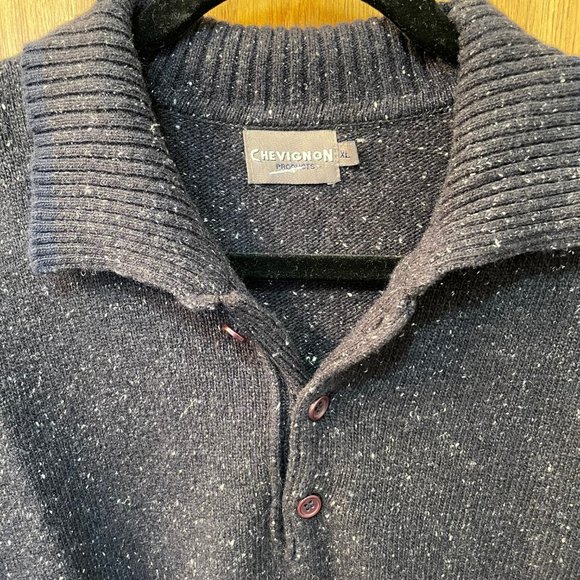 Chevignon 3-Button Neck Sweater XL 2000s Vintage - Picture 2 of 8